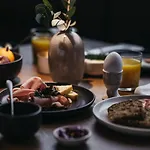 Ξενοδοχείο με διαμερίσματα Haven Mountain Retreat 4*