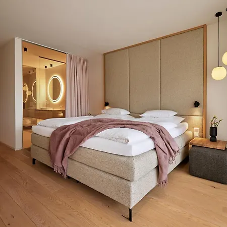 Haven Alpendorf شقة فندقية 4*